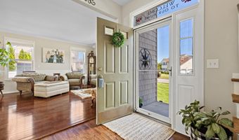 28 Hannah Lee Rd, Barnegat, NJ 08005