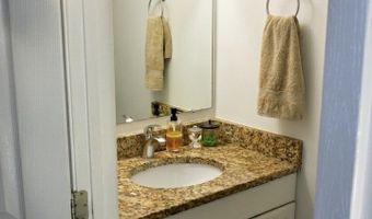 72 S Ruga Ct, Addison, IL 60101