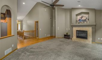 12997 Garvin Brook Ln, Apple Valley, MN 55124