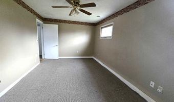 306 S 8TH Ave, Albany, IL 61230