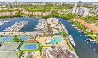 19707 Turnberry Way TS-2, Aventura, FL 33180
