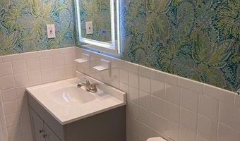 21 Clarks Rd, Amesbury, MA 01913