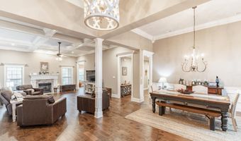 14772 Wildwood Dr, Athens, AL 35613
