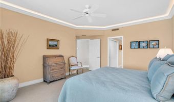 425 Dockside Dr 405, Naples, FL 34110