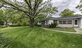 616 Highland Ave, Antioch, IL 60002