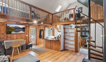 101 Canterbury Shore Dr, Canterbury, NH 03224