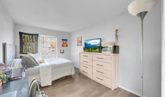 21 Shelli Ter, Barnegat, NJ 08005