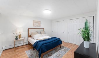 153 Vineyard Ave, Cumberland, RI 02864