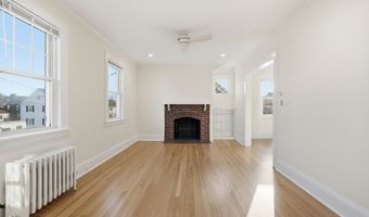 44 Lorraine Ter 2, Bridgeport, CT 06604