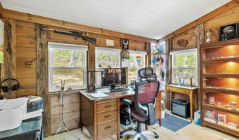 9 Red Oak Rd, Barnstead, NH 03218