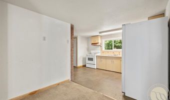 226 Moore Ln, Billings, MT 59101