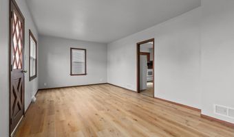 1001 W BELL Ave, Appleton, WI 54914