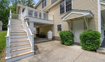 60 Lady Slipper Ln, Chester, NH 03036