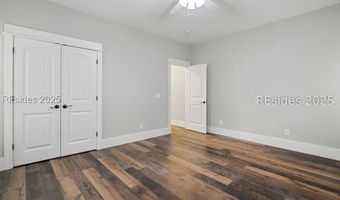 5 Nandina Ct, Bluffton, SC 29910