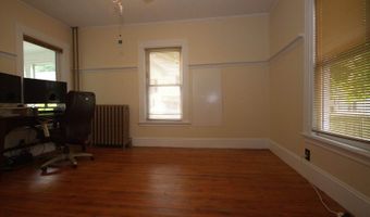 125 Grove St, Bangor, ME 04401