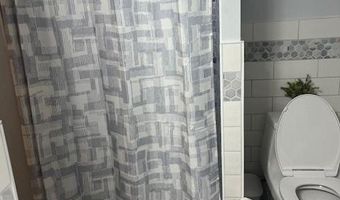 36 Burnham St, Charlestown, RI 02813