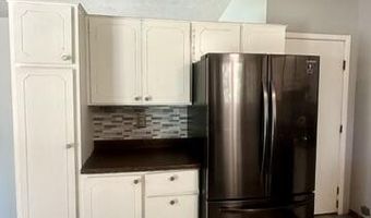 1501 Mardan Dr, Adrian, MI 49221