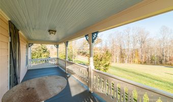 5722 James River Rd, Appomattox, VA 24553