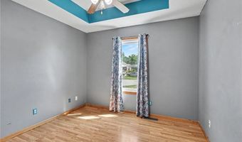 1003 Lisa Ct, Baldwin City, KS 66006