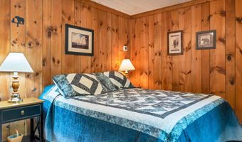 348 Big Barndoor Is, Alton, NH 03810