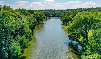 1030 Waterford St, Algonquin, IL 60102