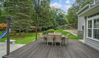 1004 Great Rd, Lincoln, RI 02865
