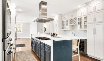 19 Woodhill Hooksett Rd, Bow, NH 03304