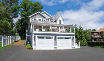 133 Linden Ave Apt B, Branford, CT 06405