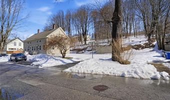 20 Mount Pleasant View Ave, Cumberland, RI 02864