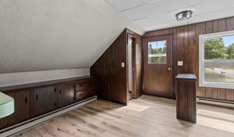 1903 E APPLE CREEK Rd, Appleton, WI 54913
