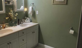 313 E 3rd St, Arthur, IA 51431