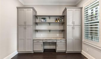 2022 Attell Way, Decatur, GA 30033