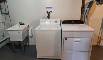 6011 ROOSEVELT St, Bethesda, MD 20817