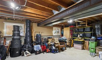 306 NW Bramble Rd, Ankeny, IA 50023