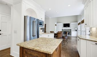 5185 Catalpa Knl, Acworth, GA 30101