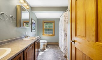 192 Cates Hill Rd, Berlin, NH 03570