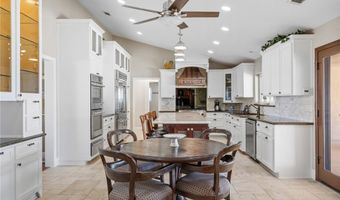 16878 Shirwaun Rd, Apple Valley, CA 92307
