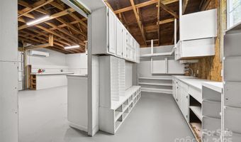 1582 Cornwell Rd, Blackstock, SC 29014