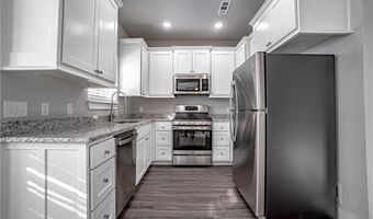 3101 SW Garrison Ln B, Bentonville, AR 72712