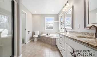 3673 Hunters Way Dr SE, Ada, MI 49301