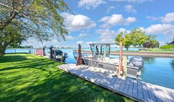 7418 Aqua Isle, Algonac, MI 48001