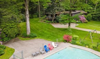 58 W Redding Rd, Danbury, CT 06810