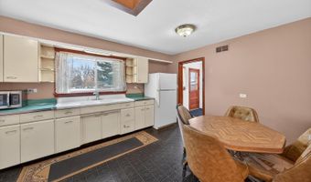 871 S Chatham Ave, Addison, IL 60101