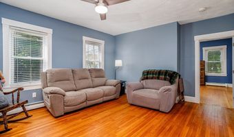 15 Central St, Ashburnham, MA 01430