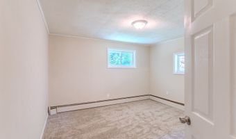 13 Wawayanda Rd, Alloway, NJ 07422