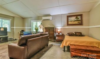 543 College St, Asheville, NC 28801