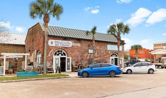 107 Ave B, Apalachicola, FL 32320