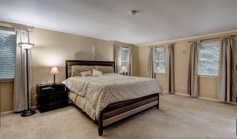 49 Beverly Dr, Avon, CT 06001