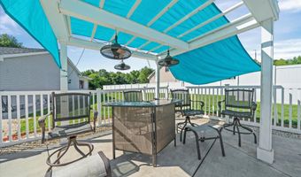 43 NEWLIN Dr, Clayton, DE 19938