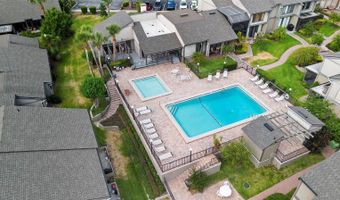 652 LAKE VILLAS Dr D, Altamonte Springs, FL 32701